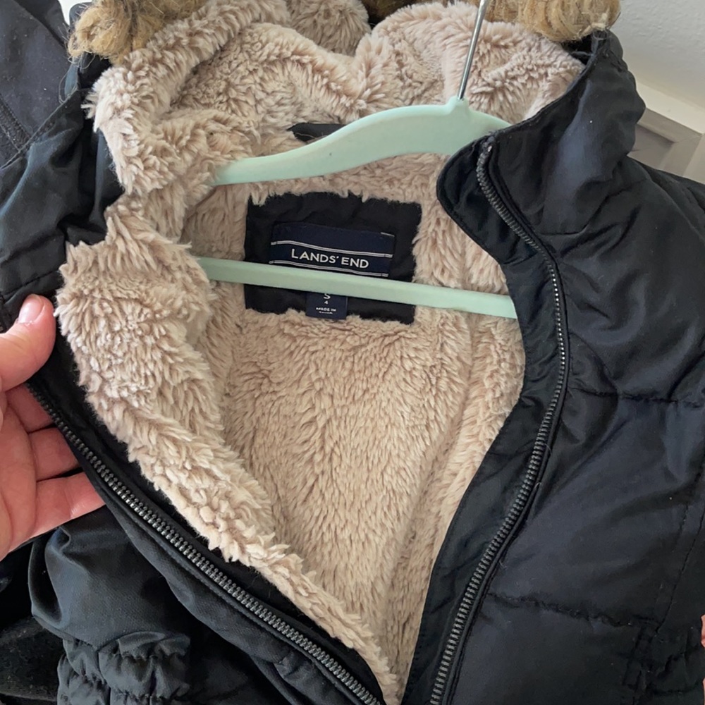 Girls sz S-4 Lands End black puffer jacket w/ extra soft insulated layer inside